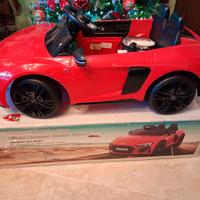 auto elettrica audi rossa da 3 anni in su