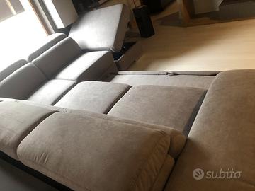 Divani in svendita dal nostro magazzino NUOVI
