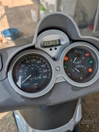 Beverly 250 ie