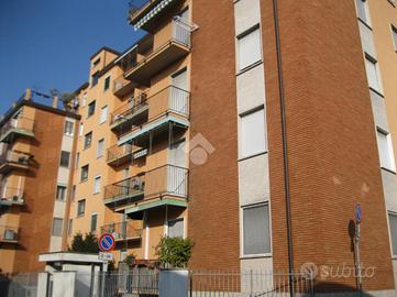 3 LOCALI A CORBETTA