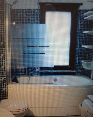 schermo doccia in vetro per vasca da bagno