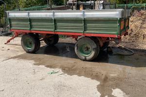 Rimorchio agricolo