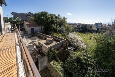 Rif.lu240| villa tremestieri etneo