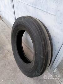 Pneumatico agricolo nuovo