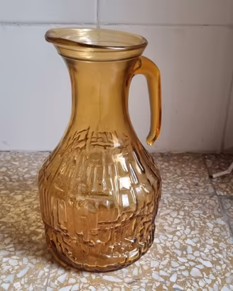 Brocca in vetro ambrato vintage anni ‘70 caraffa