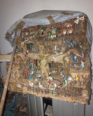 presepe napoletano in sughero