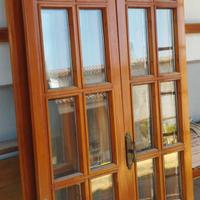 2  finestre in legno massiccio  con vetrocamera