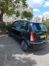 lancia musa 1.3 Multijet 90 CV automatica 