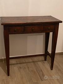 Tavolino antico in legno