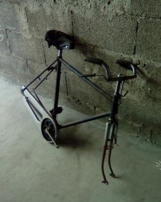 Bicicletta U. DEI freni a bacchetta
