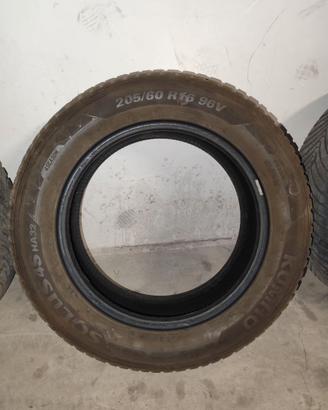 4 Kumho Solus HA32 quattro stagioni 80%