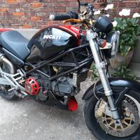 Ducati Monster 900 ie