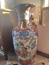 Vaso giapponese gigante