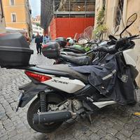 Yamaha XMax 250 del 2016 con 25.000 km