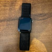 Apple Watch SE 1ª gen 40mm perfetto per sport