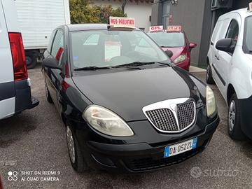 Lancia Ypsilon 1.2 Argento 44KW NEOPATENTATI