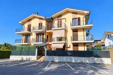 3 LOCALI A SANT'ELPIDIO A MARE