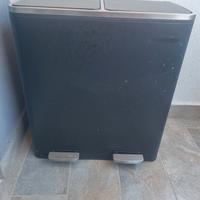 PATTUMIERA A DOPPIO CESTINO AMMORTIZZATO NERO