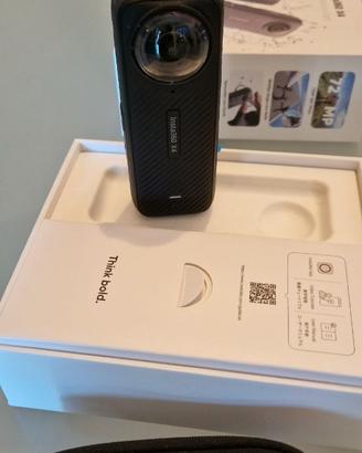 Insta 360 X4