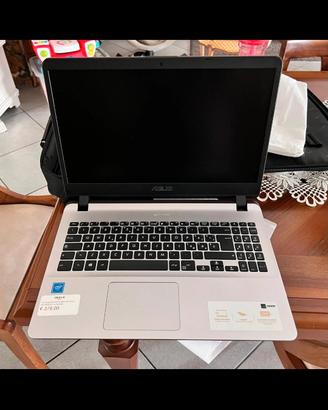 computer Asus portatile 