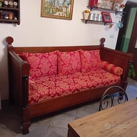 Divano Letto Antico in Legno Massello con Tessuto