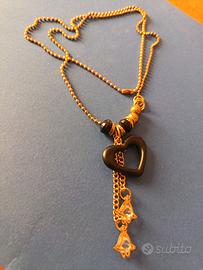 collana lunga dorata 