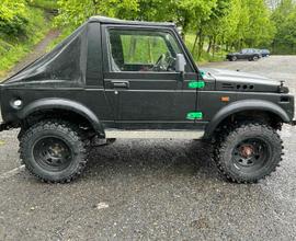 Suzuki Samurai SJ500