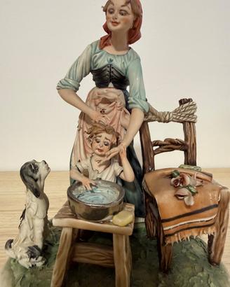 Porcellana di Capodimonte Tiziano Galli "Capricci"
