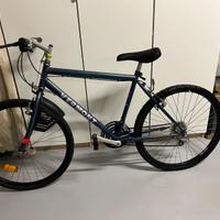 Bicicletta MTB uomo VERMONT