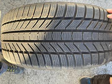 Copertoni invernali per cerchi da 22