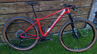 Canyon Exceed CF SL 6.0 – X01, XX1 Quarq