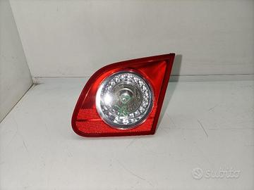 STOP POSTERIORE DESTRO INTEGRATO NEL PORTELLO VOLK