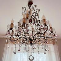 Imponente antico lampadario ecclesiastico