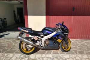 Kawasaki ZX6R