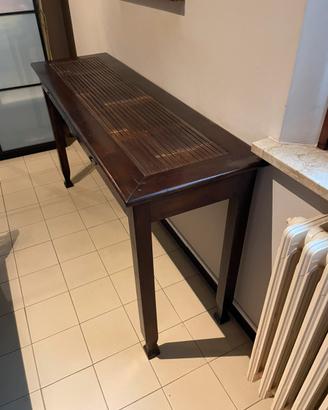 TAVOLINO CON CASSETTI