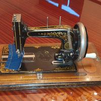 MACCHINA DA CUCIRE DEL '900