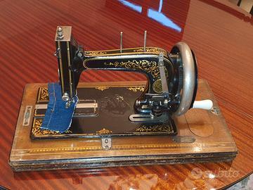 MACCHINA DA CUCIRE DEL '900
