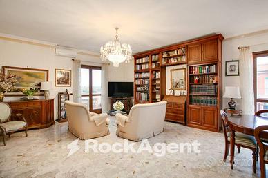 ATTICO E SUPERATTICO PANORAMICO ZONA MASSIMINA