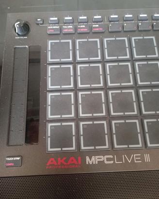 Akai MPC live 3