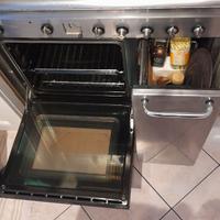 Cucina a gas con forno
