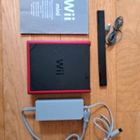 Nintendo Wii Mini + 2 comandi, accessori e giochi