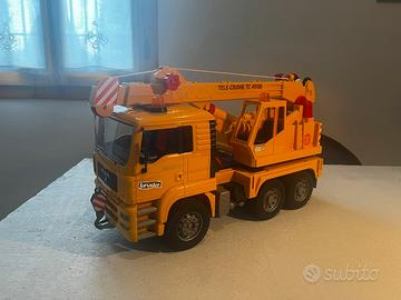 Camion Giocattolo Bruder