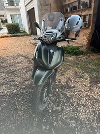 Beverly 400 s del 2024