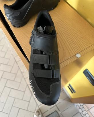 Scarpa da bici fizik 43, prezzo trattabile