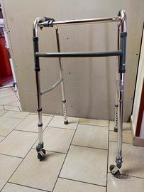 deambulatore pieghevole 