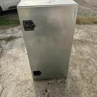Armadio metallico Bawer per quadro elettrico
