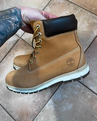 Scarponcini Timberland  waterproof 43 Nuovo
