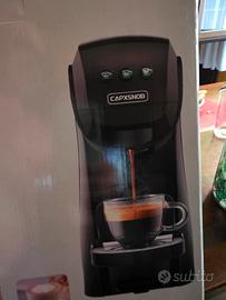 Multi capsule coffe machine