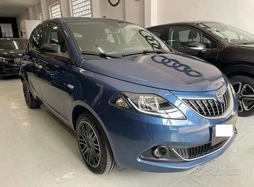 Lancia Ypsilon 1.0 Firefly Hybrid Gold Plus S&S