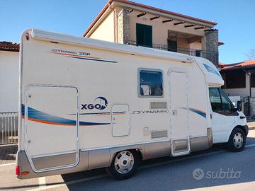 Camper semintegrale 